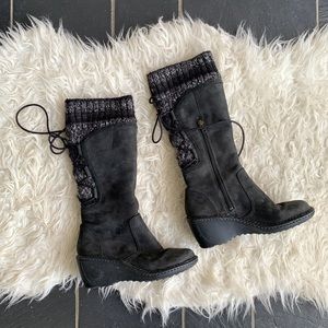 UGG - Wedged Winter Boots